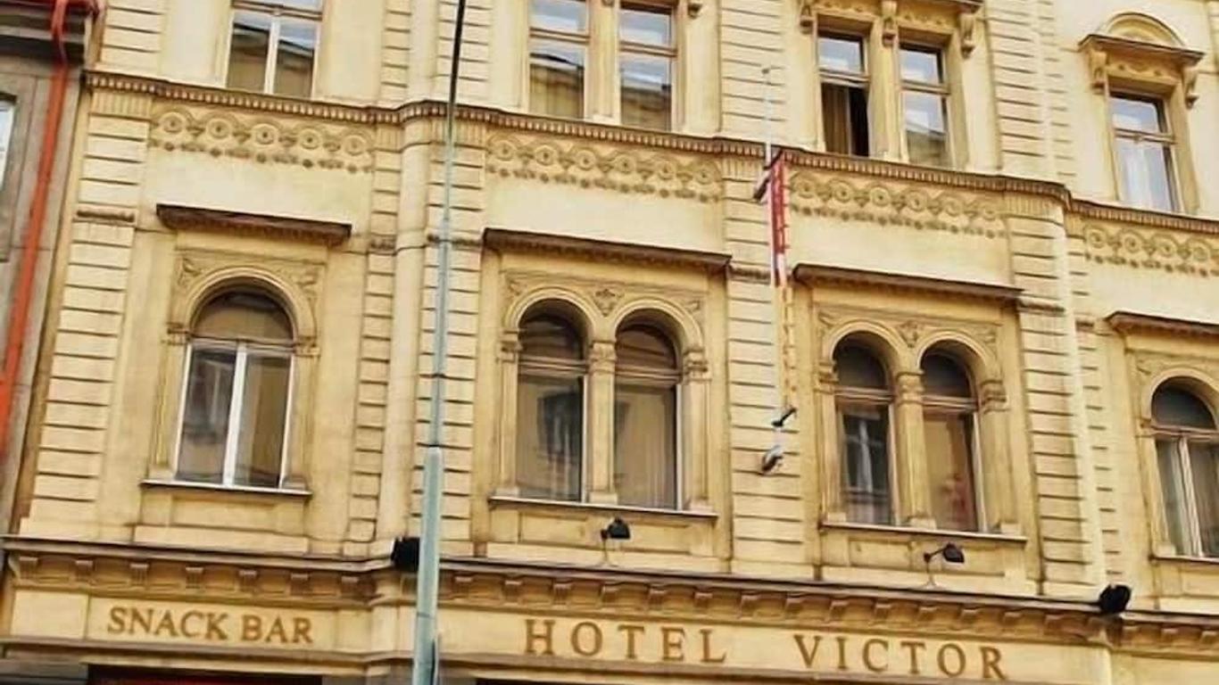 Hotel Victor