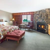 Ramada by Wyndham Kelowna Hotel & Conference Center