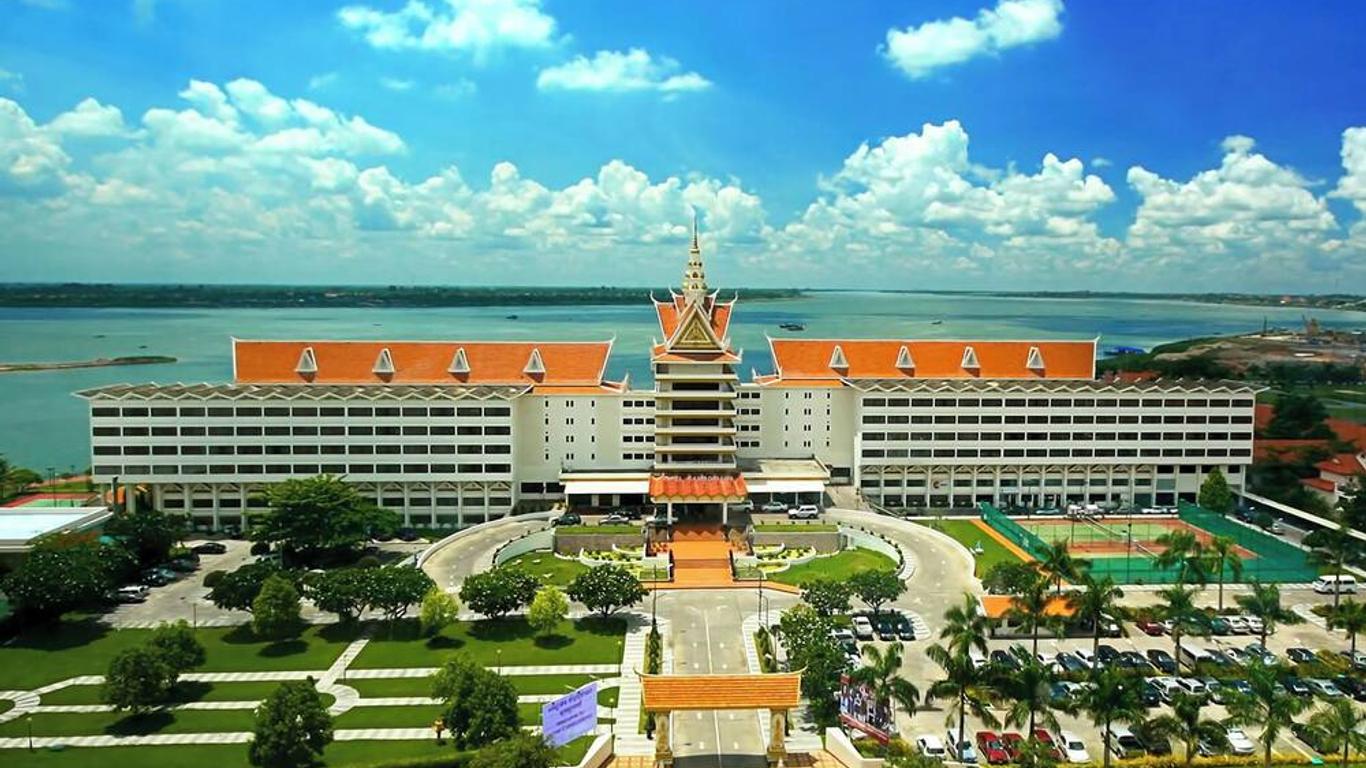 Hotel Cambodiana